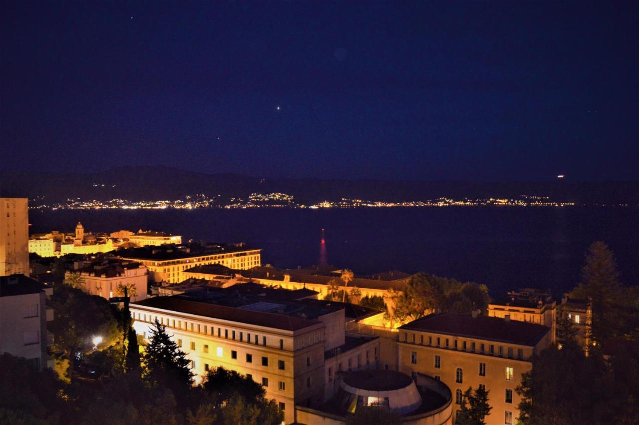 Grand T2 Standing Ajaccio Proche Centre Et Plages Vue Panoramique Parking Prive Eksteriør billede