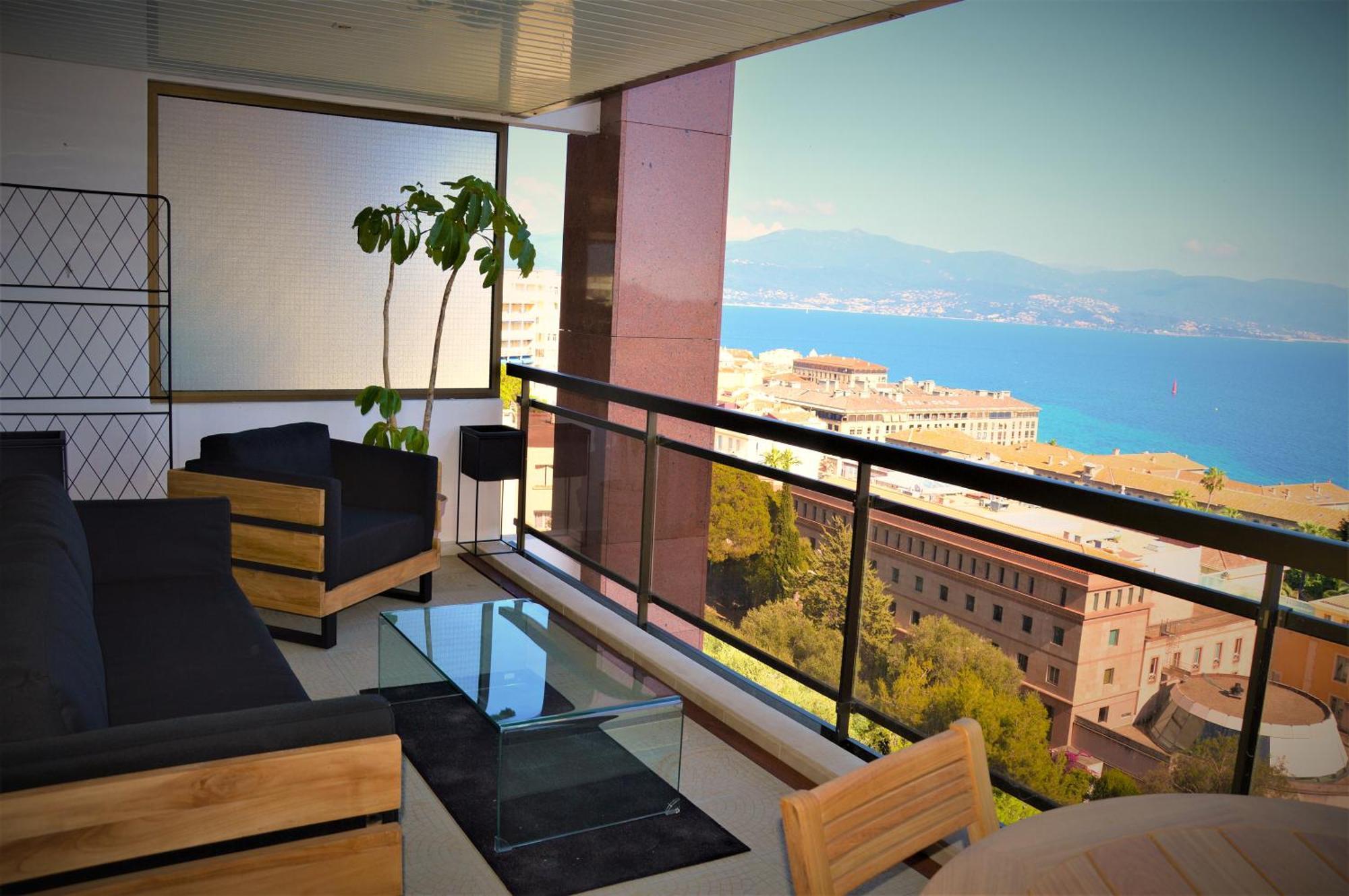 Grand T2 Standing Ajaccio Proche Centre Et Plages Vue Panoramique Parking Prive Eksteriør billede