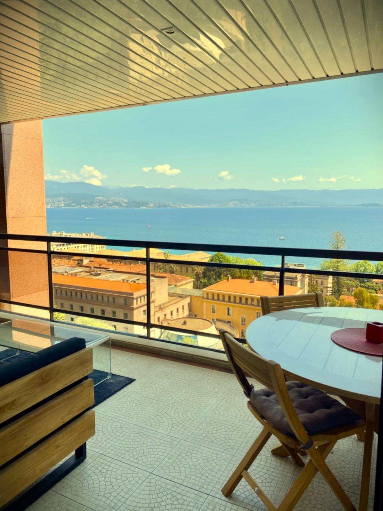 Grand T2 Standing Ajaccio Proche Centre Et Plages Vue Panoramique Parking Prive Eksteriør billede